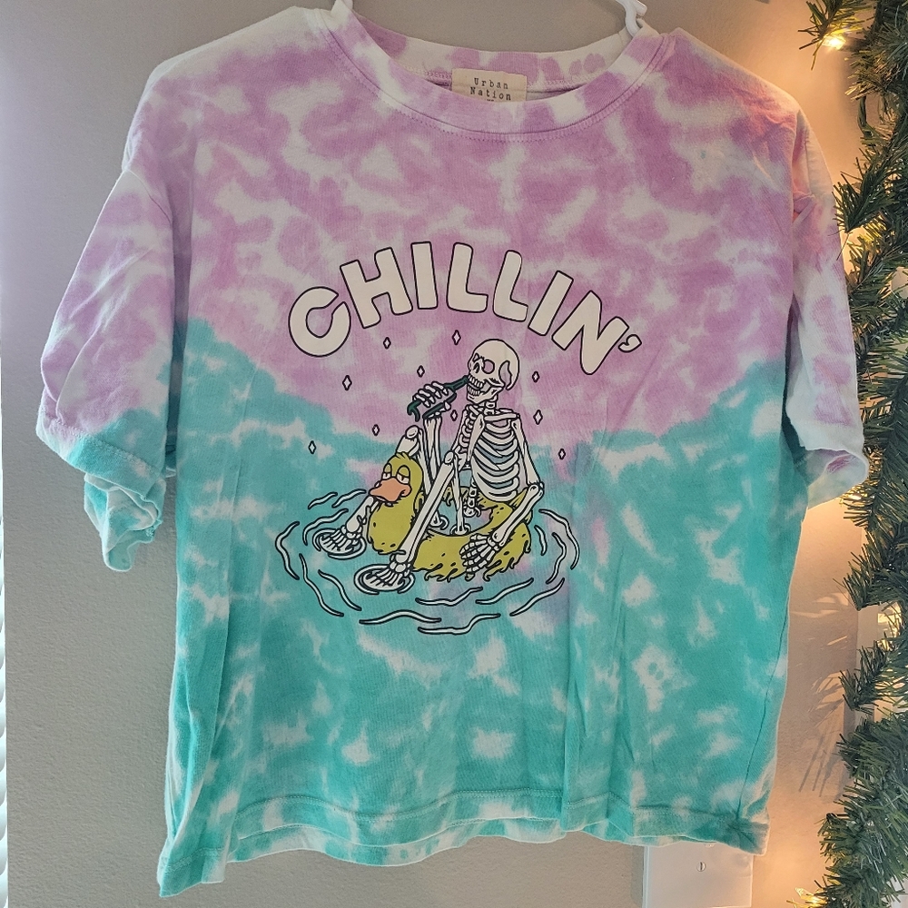 Chillin' Beachy Tie Dye shirt